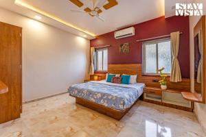 StayVista at The Green Nook - Pool, Views & Wi-Fi