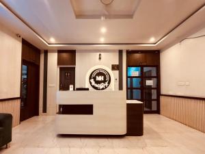 Majestic Heights Hotel