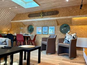 La péniche de Santa Cruz - Sur la Meuse, centre ville