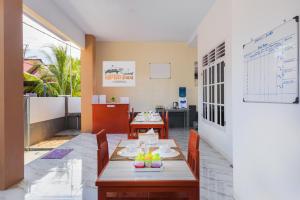 Sharkies Divers Bunaken