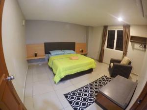 Straits Inc Service Apartment 2