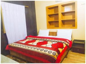 Hotel S S- Residency Near Mall Road-NAINI LAKE - Free Parking - Jungle Safari & Restaurant Facilities - Hygiene and Spacious Room - The Best Hotel with Mountain Views