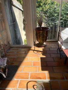 La maison sur la place dans Aigues Mortes