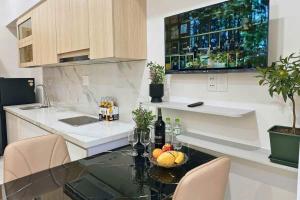 Windy House Apartment