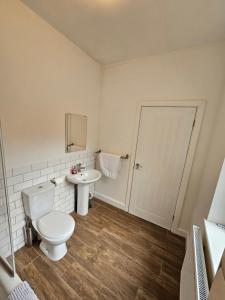 Kings Central 3 Bedroom, free parking & Wifi