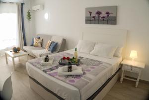 Wonderful suite in sunny Benal Beach