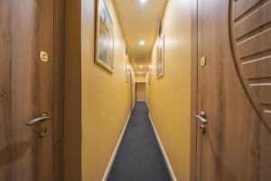 Station Self Check-in Apartments - Lollo Stay