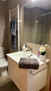 Private Room & Bath near Old Town