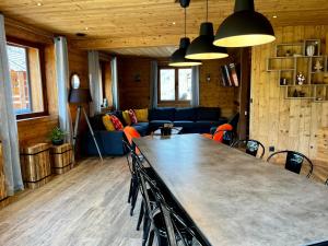 Chalet aux pieds des pistes Happy 2 alpes