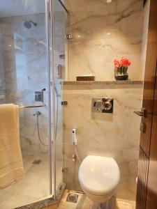 Blissful 3BHK Golf Course Rd by Micasso Homes, No Party