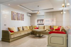 Space and Comfort for Families