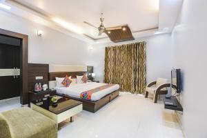 FabHotel AVF Suites - 500 Meters From UNITECH CYBER PARK