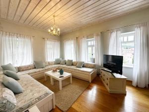 The Dream Villa Kastoria