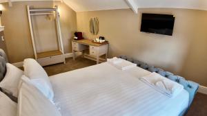 Rising Sun Inn - Rough Tor