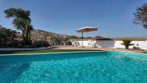 Countryside home Villa Luna with Private Yard & Jacuzzi