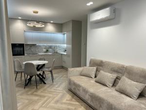 Lakeview Park Apartment, Self check-in, Free parking