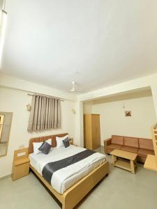 Hotel Krishna Garden