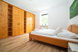 Central Living Apartments