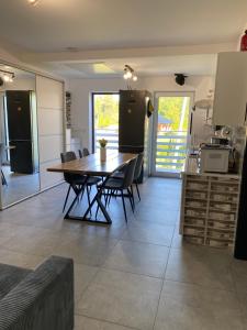 The Country Stop Apartment