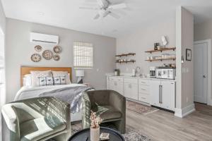 Sleek City Studio Escape