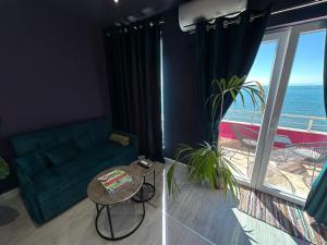 Funky Breeze by the Sea