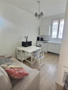 Appartement Chill proche Paris quartier calme proximité de toutes commodités Idéal Professionels et petite famille moins 15 pourcent long séjour