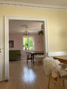 Lovely villa for families and business travelers