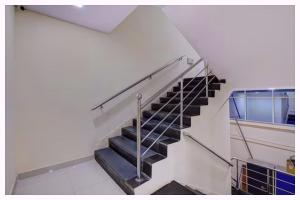 Hotel Regan Residency Near Shri Mahakaleshwar Jyotirlinga Temple