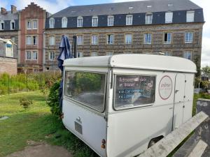 les pieds dans la veules