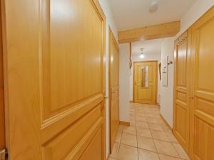 Appt 3 pièces, 6 couchages, proche commerces et pistes, parking inclus, animaux admis - FR-1-241-177