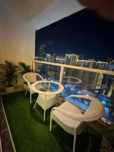 Cozy & Luxury Studio with Pool Access