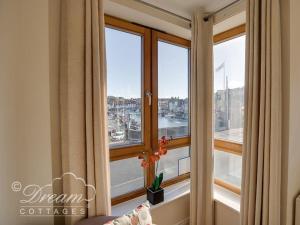 Harbourside Apartment