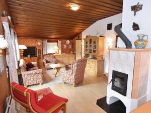 Chalet Anna near Ski area in Niedernsill