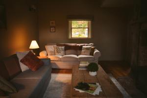 Longford Holiday Red Rose Self Catering Cottage