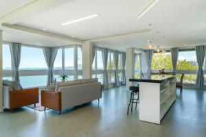 B300 - Casa Beira Mar com piscina Privativa