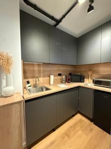 Noir&Honey, 10min walk to City Center