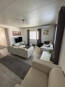 WhiteHouse, peaceful togetherness