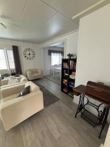 WhiteHouse, peaceful togetherness