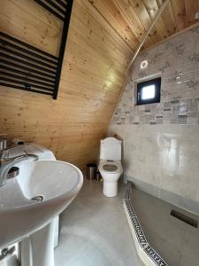 Mestia Sunrise Cottage - 1BR Cosy Stay in Svaneti