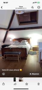 belle chambre moderne , avec douche équippement complet