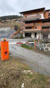 Appartement cosy face aux télécabines