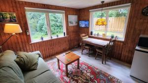 Vrijstaand in het bos met privé sauna