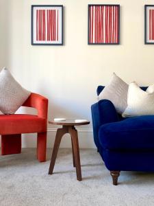 Modern 2-bedroom apartment with parking, Peterhead