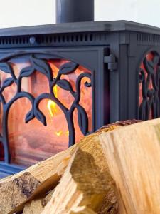 Chalupa mezi stezkami