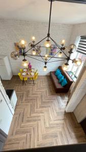 Квартира-студія в історичному центрі міста біля Центральної площі