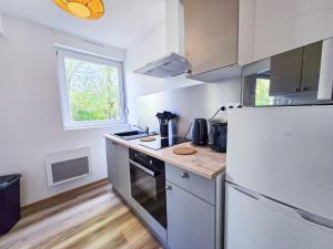 CarlAppartement Design, Confort & Parking Privé IV