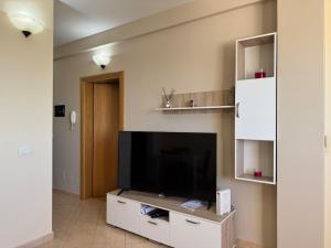 Sea Panorama Apartment heart of Taulantia square