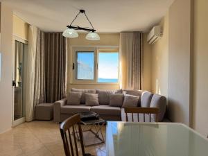 Sea Panorama Apartment heart of Taulantia square