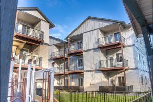 Landing Apartments - Woodburn