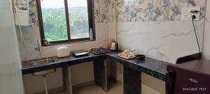 Deluxe 1 BHK For Family Vacation-Tarkarli